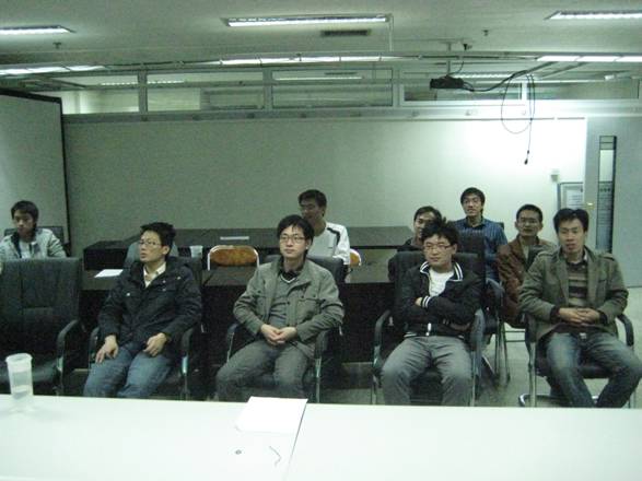 D:\headyang\Pinture\2010.4.30 实验室观看世博会\IMG_5243.JPG